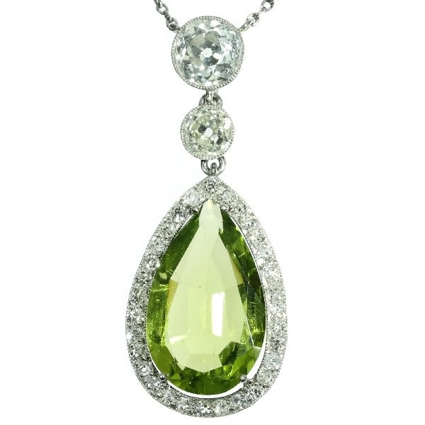 Platinum necklace Art Deco diamond pendant with pear shape peridot
